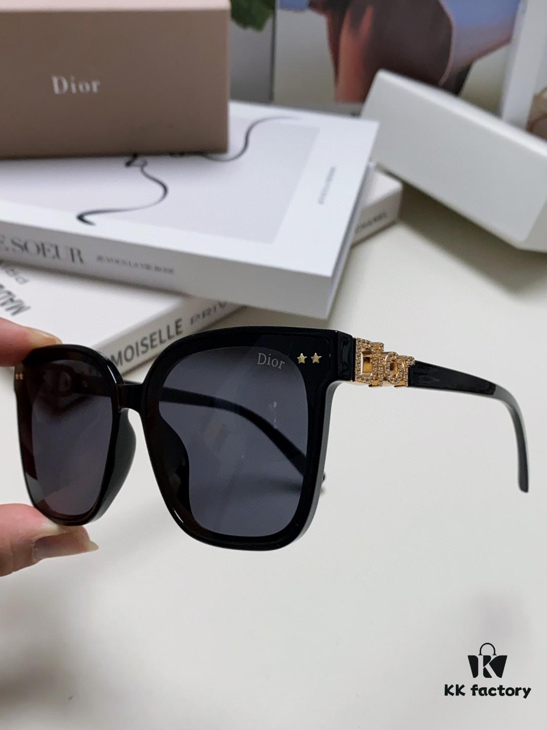 6931ff6c3a89a121ed54f587 DIOR 2024 Square Frame D Asymmetrical Letter Design Fully Paved with Small Diamonds 💎 Classic Timeless Square Shape with Star Accents Trending Fashion Sunglasses