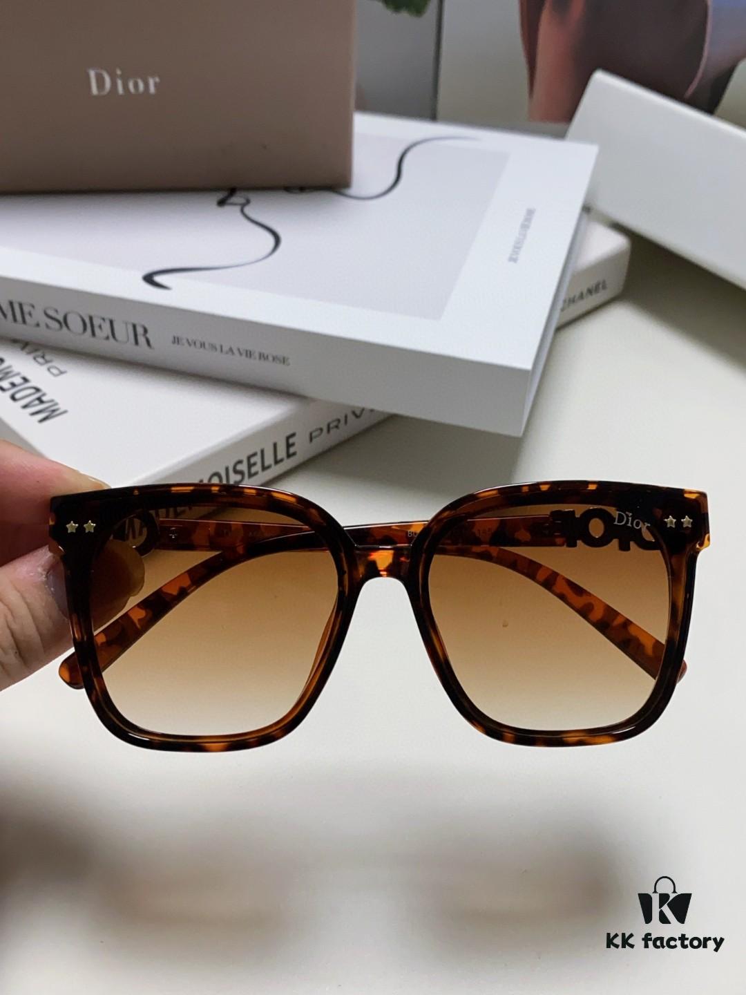 6931ff6e3a89a121ed54f59e DIOR 2024 Square Frame D Asymmetrical Letter Design Fully Paved with Micro Diamonds 💎 Classic Timeless Square Shape with Star Accents Trending Fashion Sunglasses