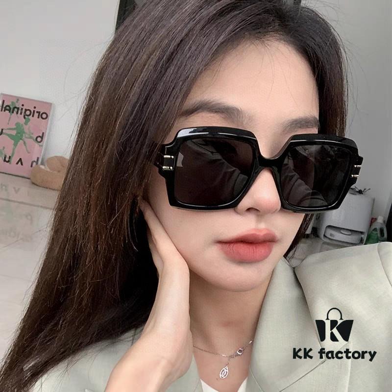 6931ff733a89a121ed54f5e1 DIOR Street-Style Retro Unisex Square Sunglasses with Signature Design - Vintage, Elegant and Avant-Garde