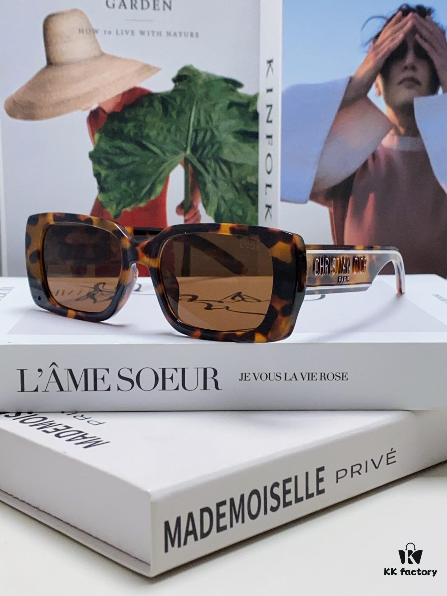 6931ff7c3a89a121ed54f659 Dior 2024 Spring/Summer Sunglasses Stylish and Elegant High Quality Fashion Retro Wildio S2U Sun Glasses Trendy Square Frame Shades