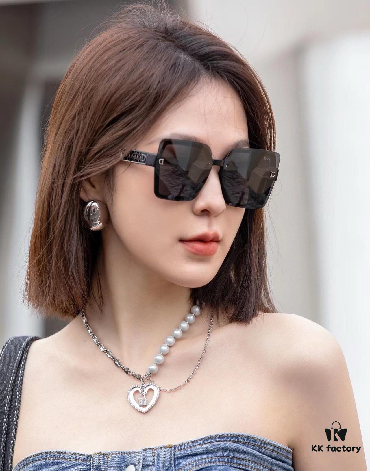 6931ff7e3a89a121ed54f66b 【DIOR】2024 Spring New Arrival Trendy Fashion Square Polarized Sunglasses High-Quality Comfortable Wear Influencer Style Women's HD Thickened Polarized Sunglasses 🕶️ High-Quality TR Frame Model: CD1086