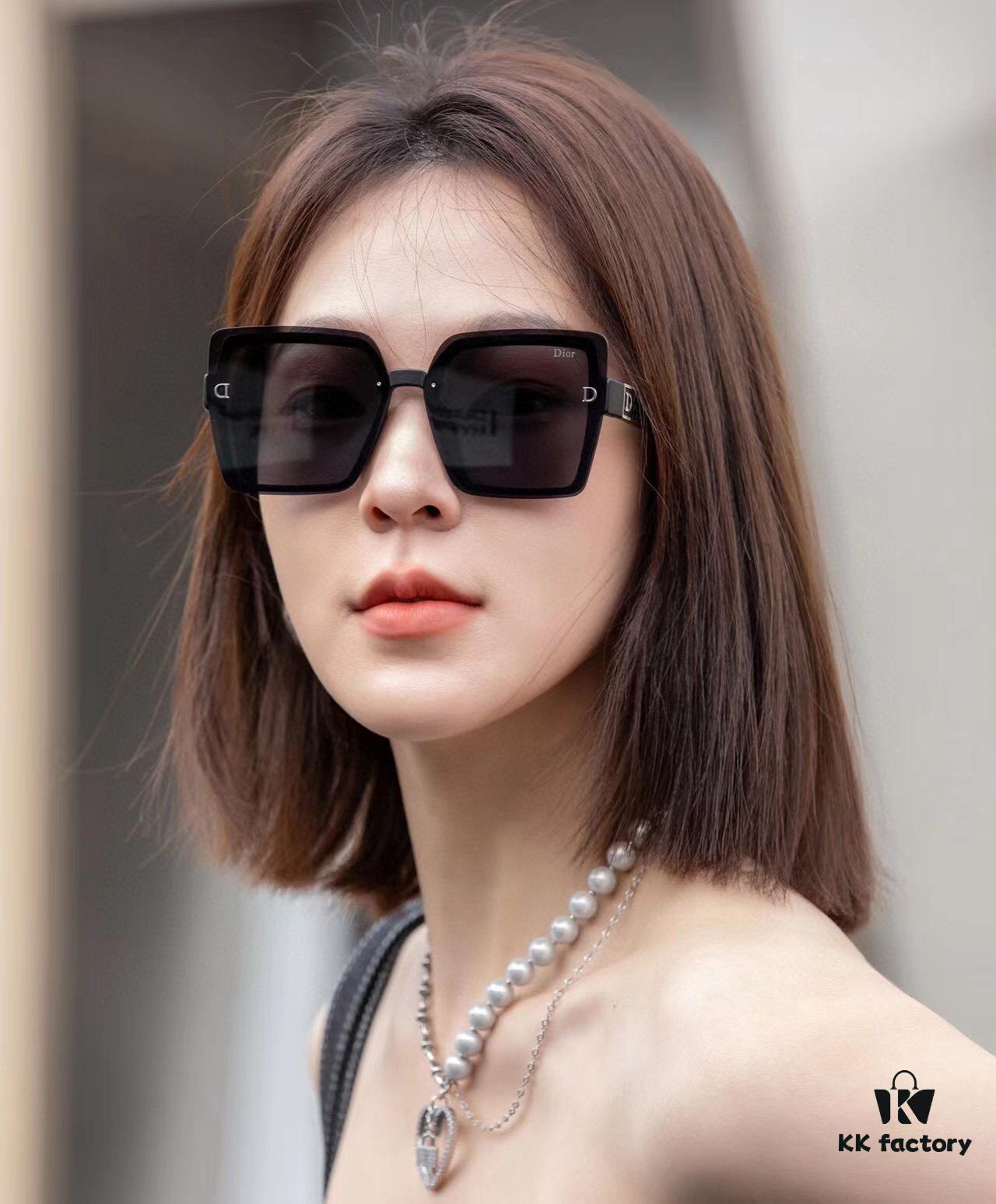 6931ff7e3a89a121ed54f66c 【DIOR】2024 Spring New Arrival Trendy Fashion Square Polarized Sunglasses High-Quality Comfortable Wear Influencer Style Women's HD Thickened Polarized Sunglasses 🕶️ High-Quality TR Frame Model: CD1086