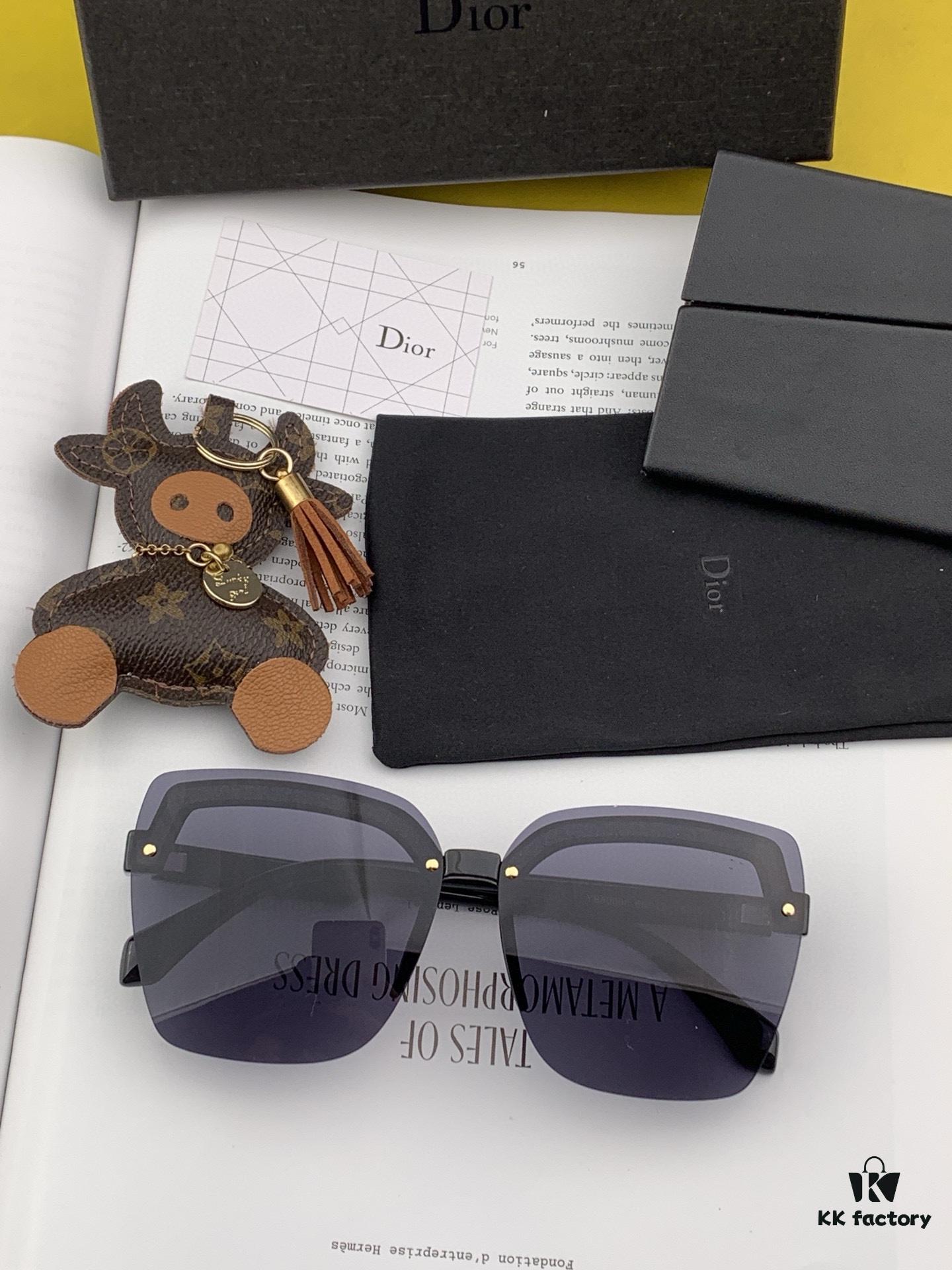 6931ff7f3a89a121ed54f67d DIOR 2024 Spring New Arrival Square Sunglasses, Favored by Influencers for Their Stunning Look and Premium Metal Finish