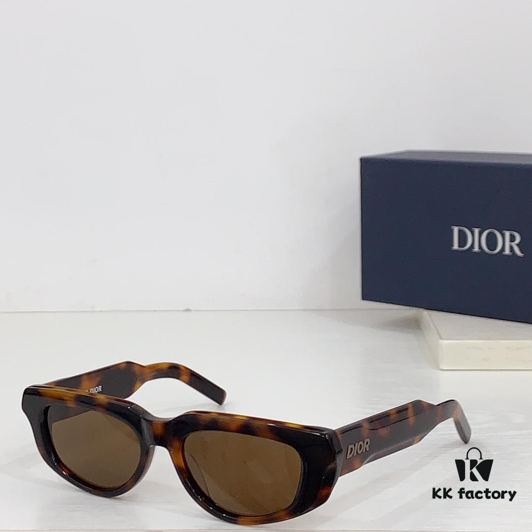 120 DIO* MODEL: Dior Xplorer S3I SIZE: 53□19-145 Sunglasses
