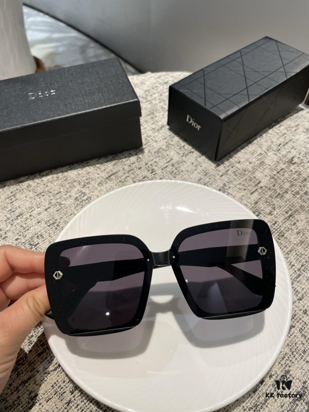 6931ff8e3a89a121ed54f742 New Polarized Sunglasses Dior Retro Print Fashion Elegant Style 3004 Eyewear Sunglasses