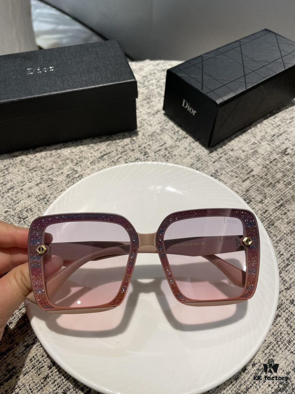 6931ff903a89a121ed54f750 New Polarized Sunglasses Dior Retro Print Fashion Elegant Style 3004 Eyewear
