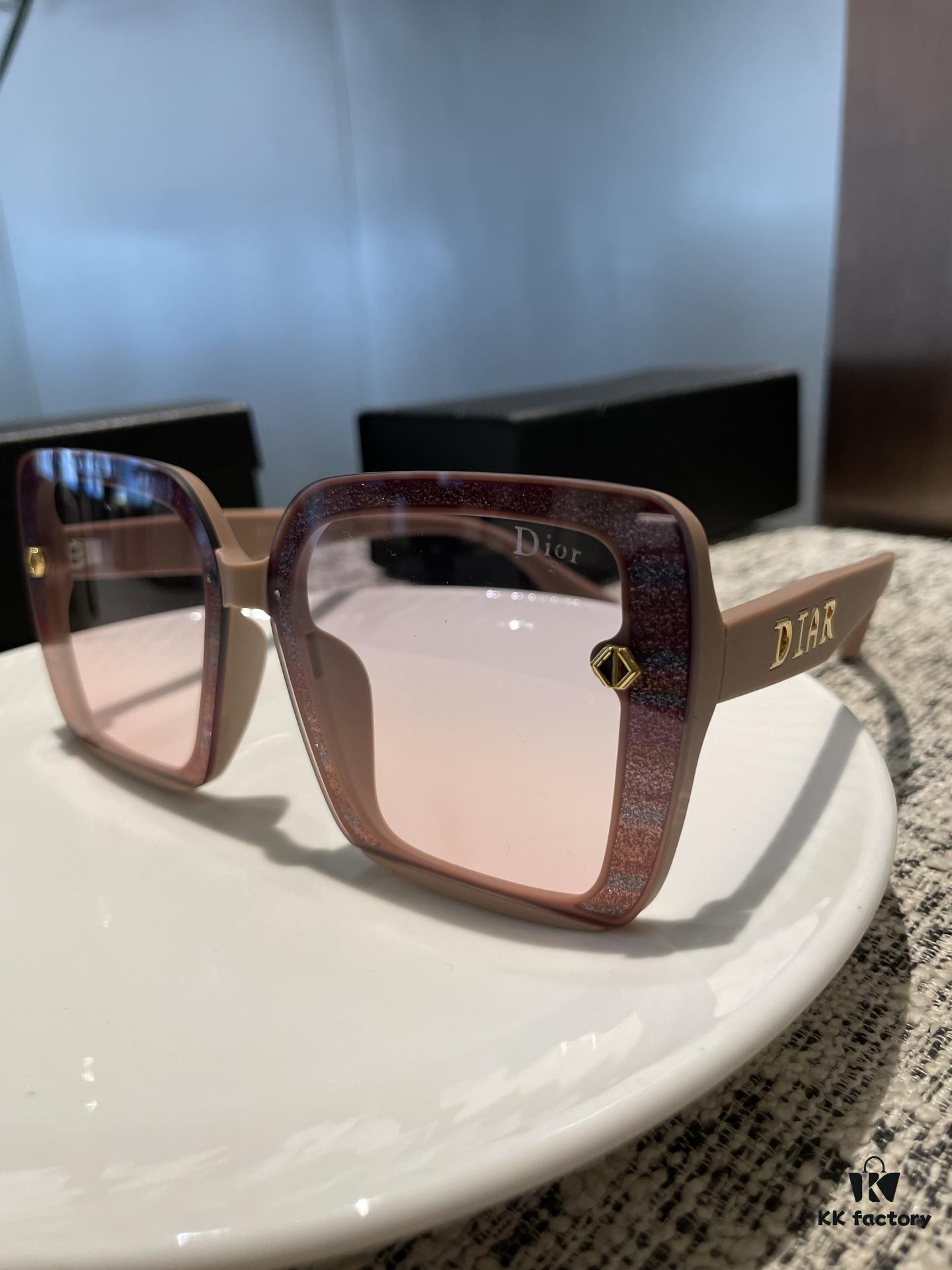 6931ff903a89a121ed54f754 New Polarized Sunglasses Dior Retro Print Fashion Elegant Style 3004 Eyewear