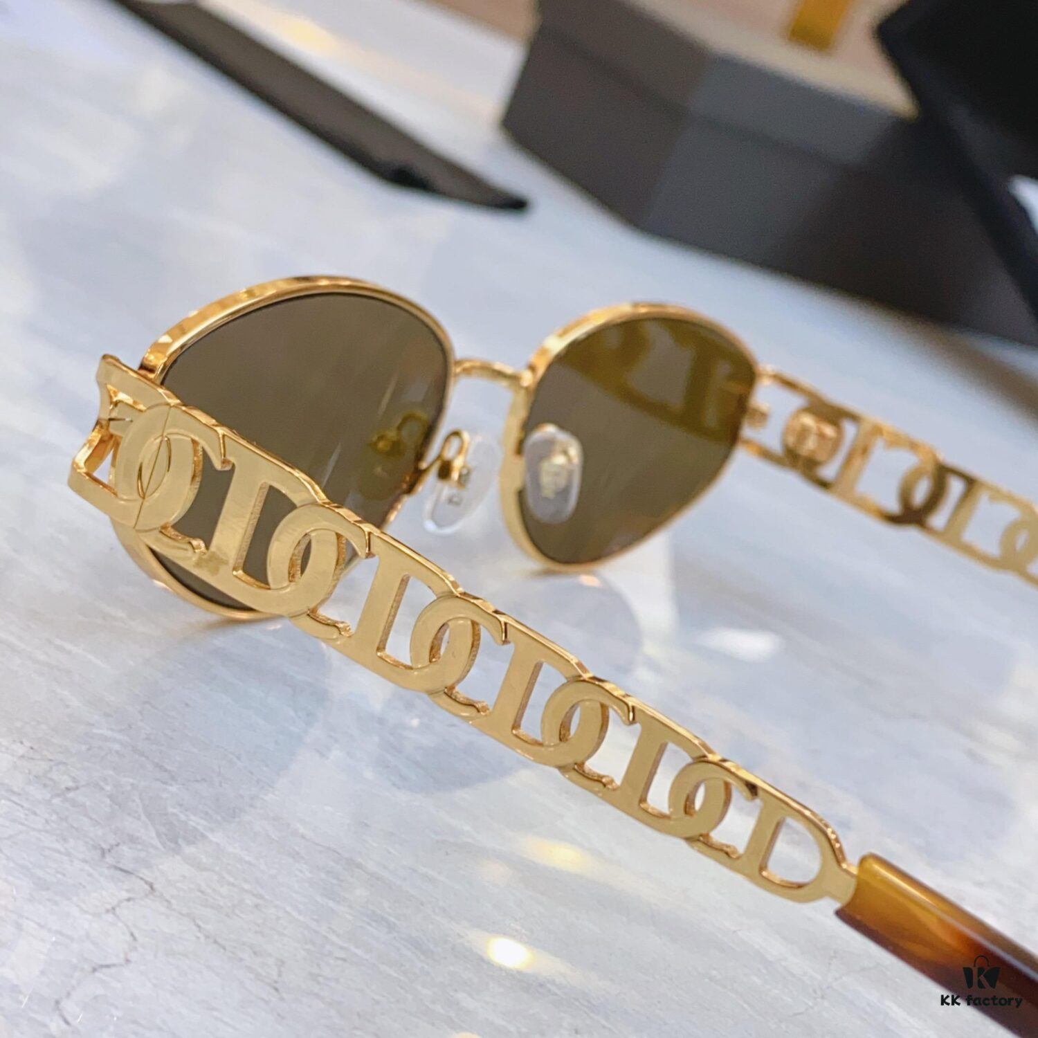 6931ff983a89a121ed54f7bb Dior New Model Sunglasses, MODEL: DIORMOD.2923, SIZE: 56□18-142