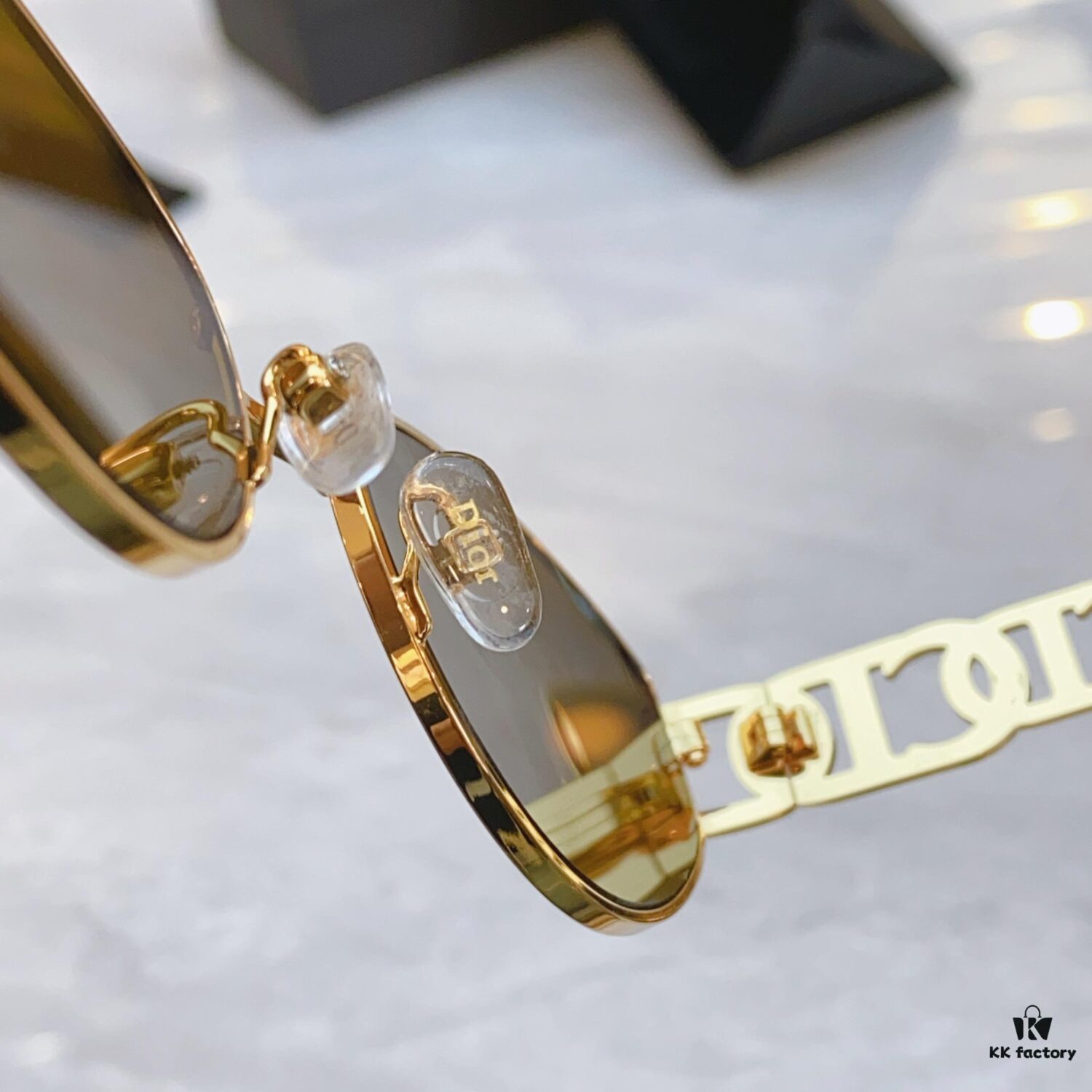 6931ff983a89a121ed54f7bc Dior New Model Sunglasses, MODEL: DIORMOD.2923, SIZE: 56□18-142