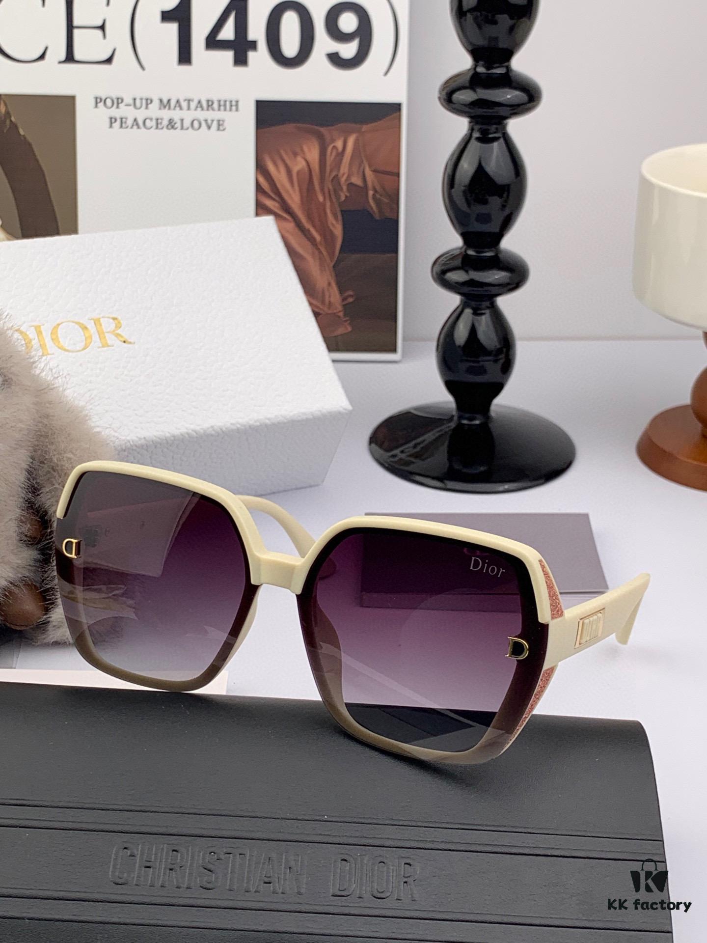 6931ff993a89a121ed54f7c3 【DIOR】2025 Spring New Arrival Trendy Fashion Square Polarized Sunglasses High-Quality Comfortable Fit Influencer Popular Style Women's HD Polarized Sunglasses 🕶️ High-Quality TR Frame Model: CD4291