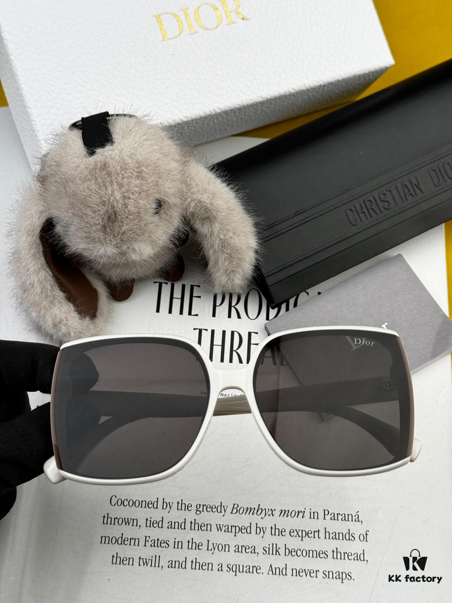 6931ffa13a89a121ed54f82d 【DIOR】2025 Spring New Arrival Trendy Fashion Square Polarized Sunglasses High-Quality Comfortable Fit Influencer Favorite Women's HD Polarized Sunglasses 🕶️ High-Quality TR Frame Model: CD3311