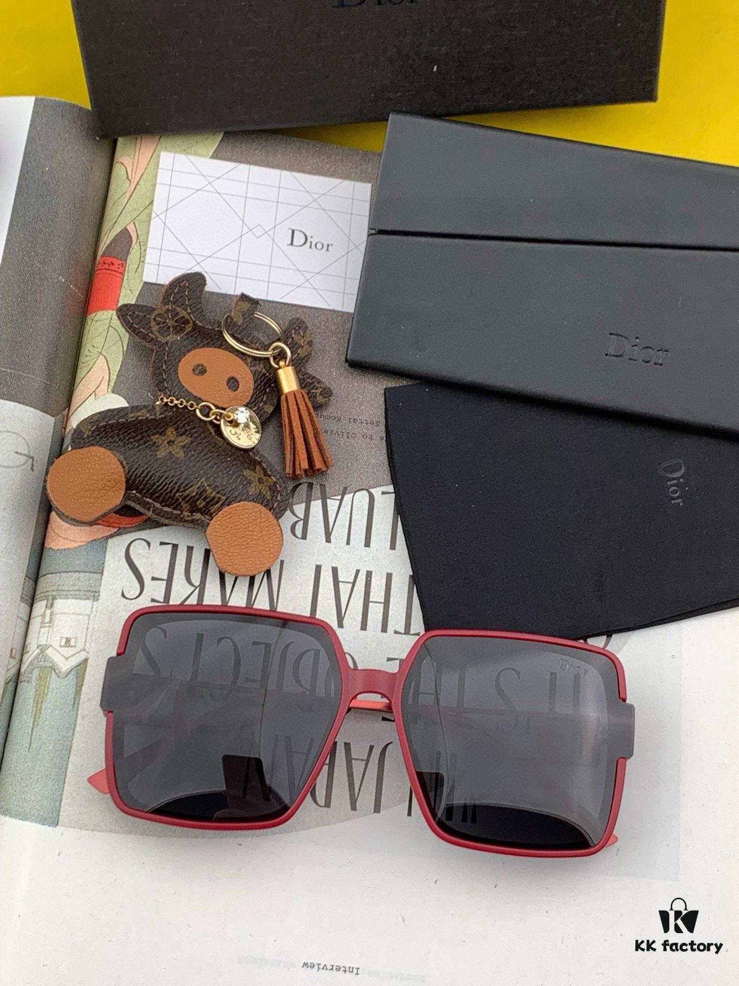 6931ffa33a89a121ed54f849 【DIOR】2025 Spring New Arrival Trendy Fashion Square Polarized Sunglasses High Quality Comfortable Wear Influencer Style Shades Model: D5541