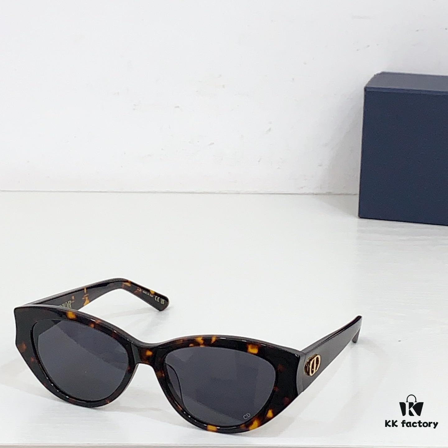 140 DIOR MOD: DiorGlowB11 Size: 53□16 140 Eyeglasses Sunglasses