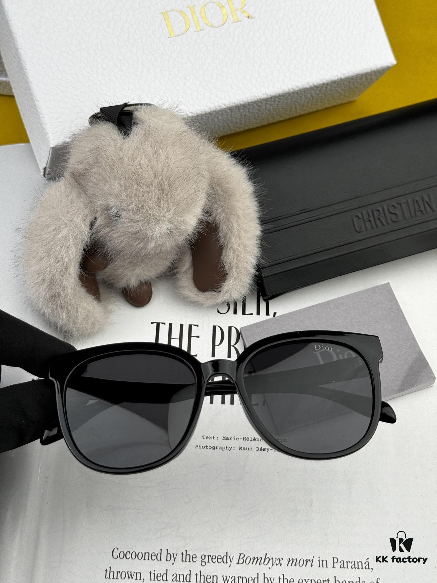 6931ffbb3a89a121ed54f94b 【DIOR】2025 Spring New Arrival Trendy Best-Selling Fashion Round Frame Polarized Sunglasses High Quality Comfortable Wear Influencer Style Shades Model: D6106