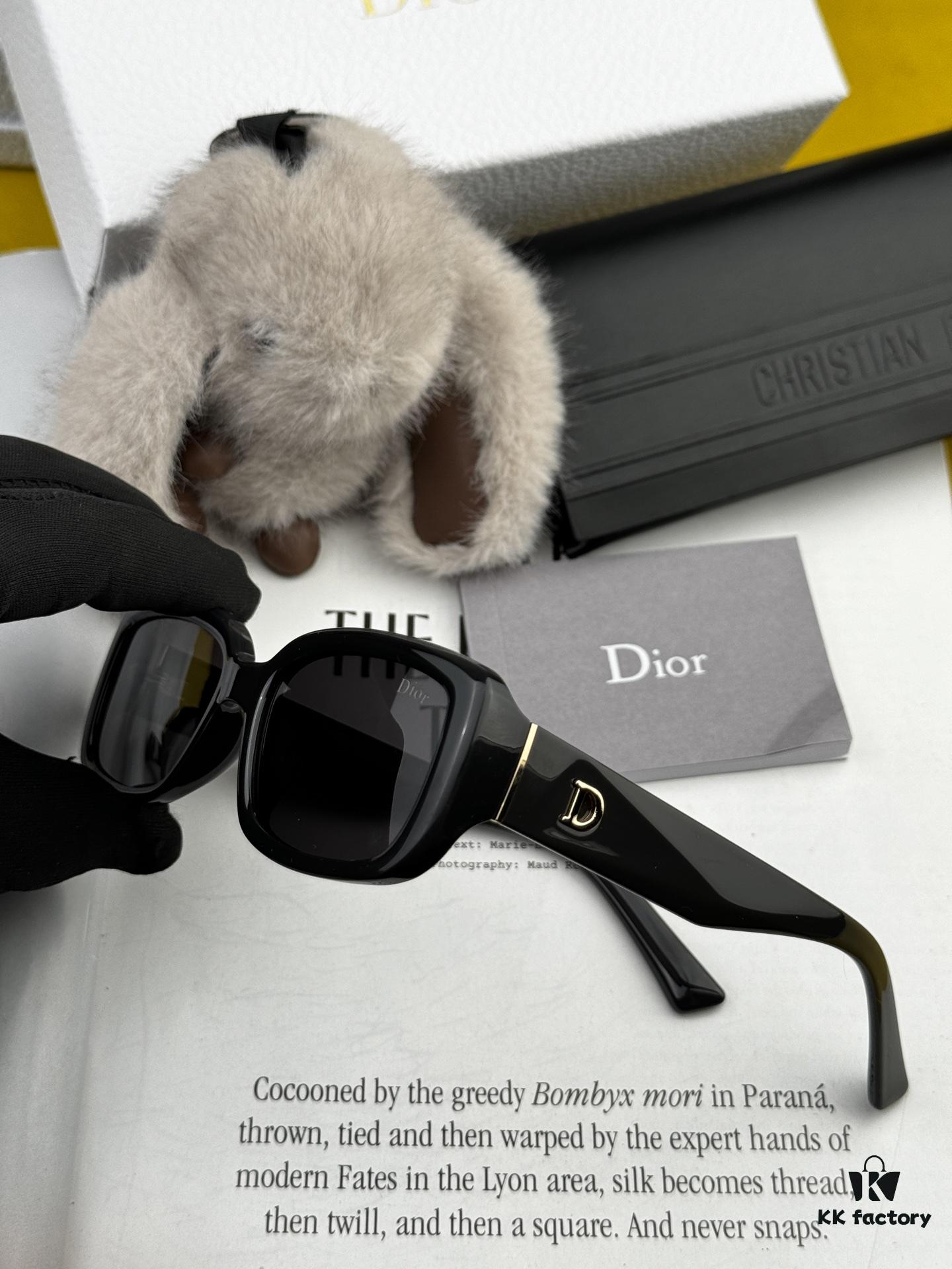 【DIOR - Dior】2025 Spring New Arrival Trendy Popular Fashion Square Polarized Sunglasses High Quality Comfortable Wear Influencer Favorite Sunglasses Model: D2111 Eyeglasses Sunglasses