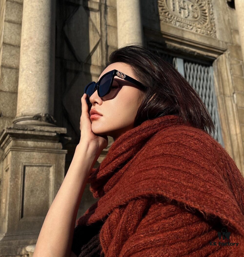 6931ffbd3a89a121ed54f963 【DIOR】2025 Spring New Arrival Trendy Fashion Square Polarized Sunglasses High-Quality Comfortable Wear Unisex Influencer Style UV Protection Thickened Lenses for Women 🕶️ High-Quality TR Frame Model: CD2908