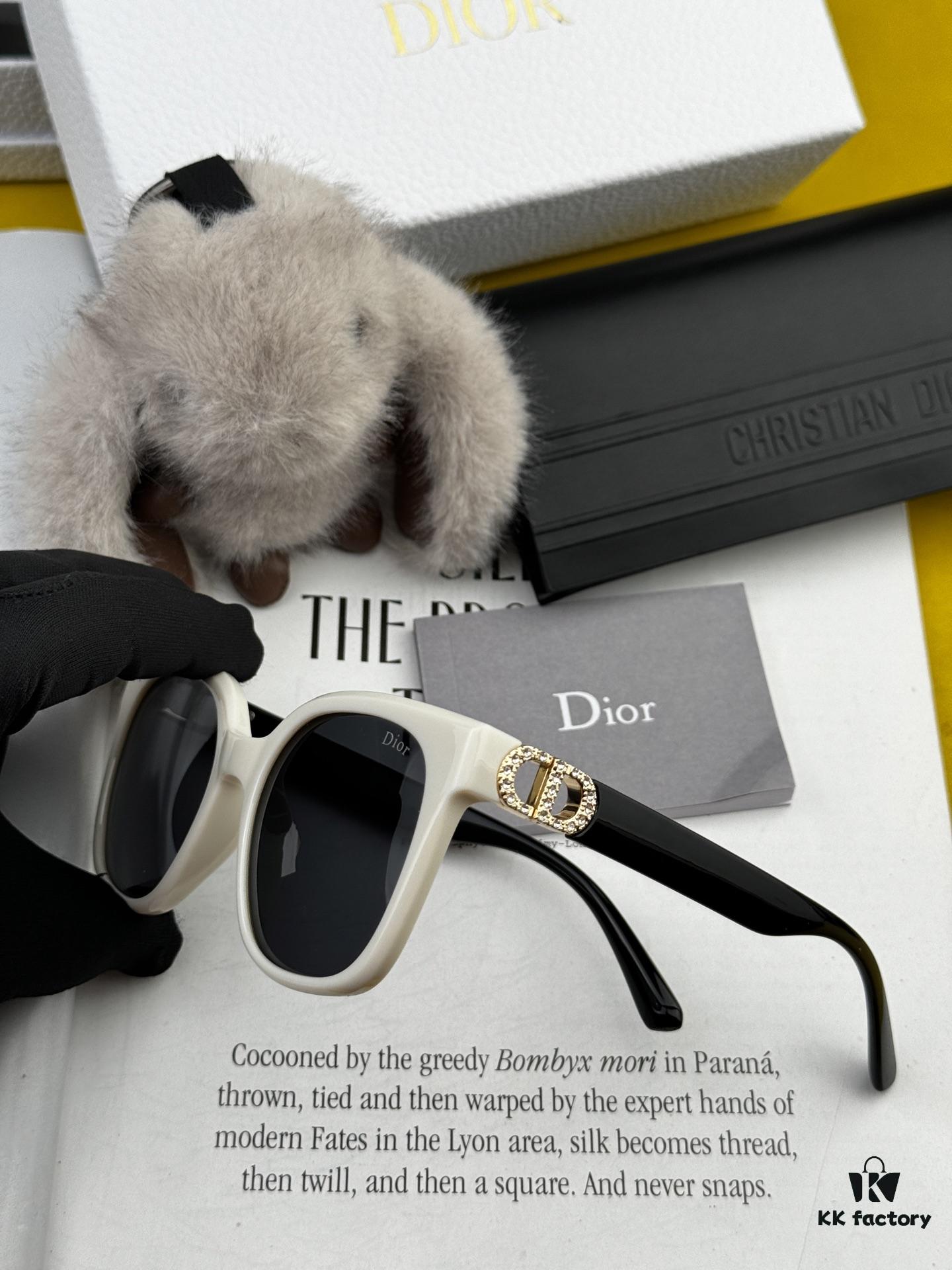 6931ffbd3a89a121ed54f968 【DIOR】2025 Spring New Arrival Trendy Fashion Square Polarized Sunglasses High-Quality Comfortable Wear Unisex Influencer Style UV Protection Thickened Lenses for Women 🕶️ High-Quality TR Frame Model: CD2908