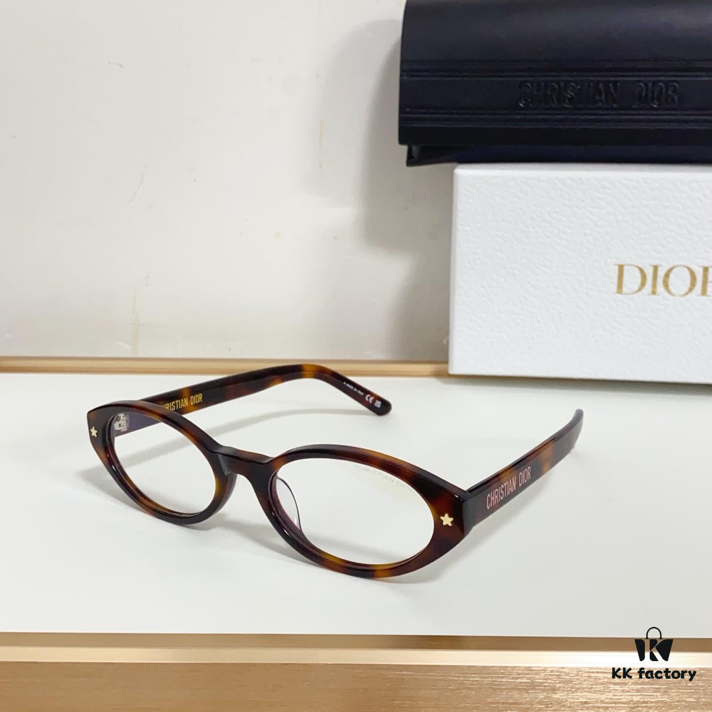 105 DIOR Dior Pacific R1F 54-18-140