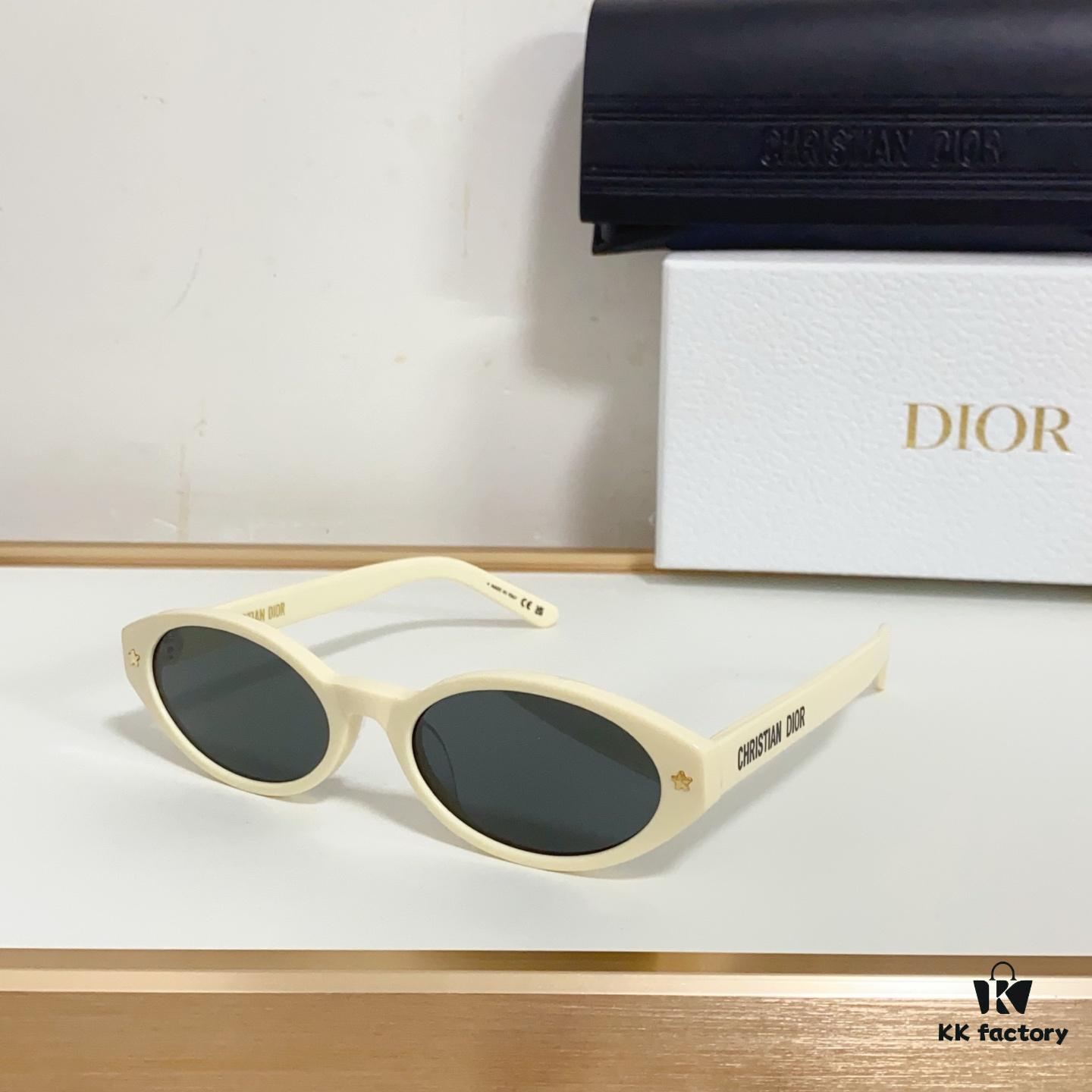 105 DIOR Dior Pacific R1F 54-18-140