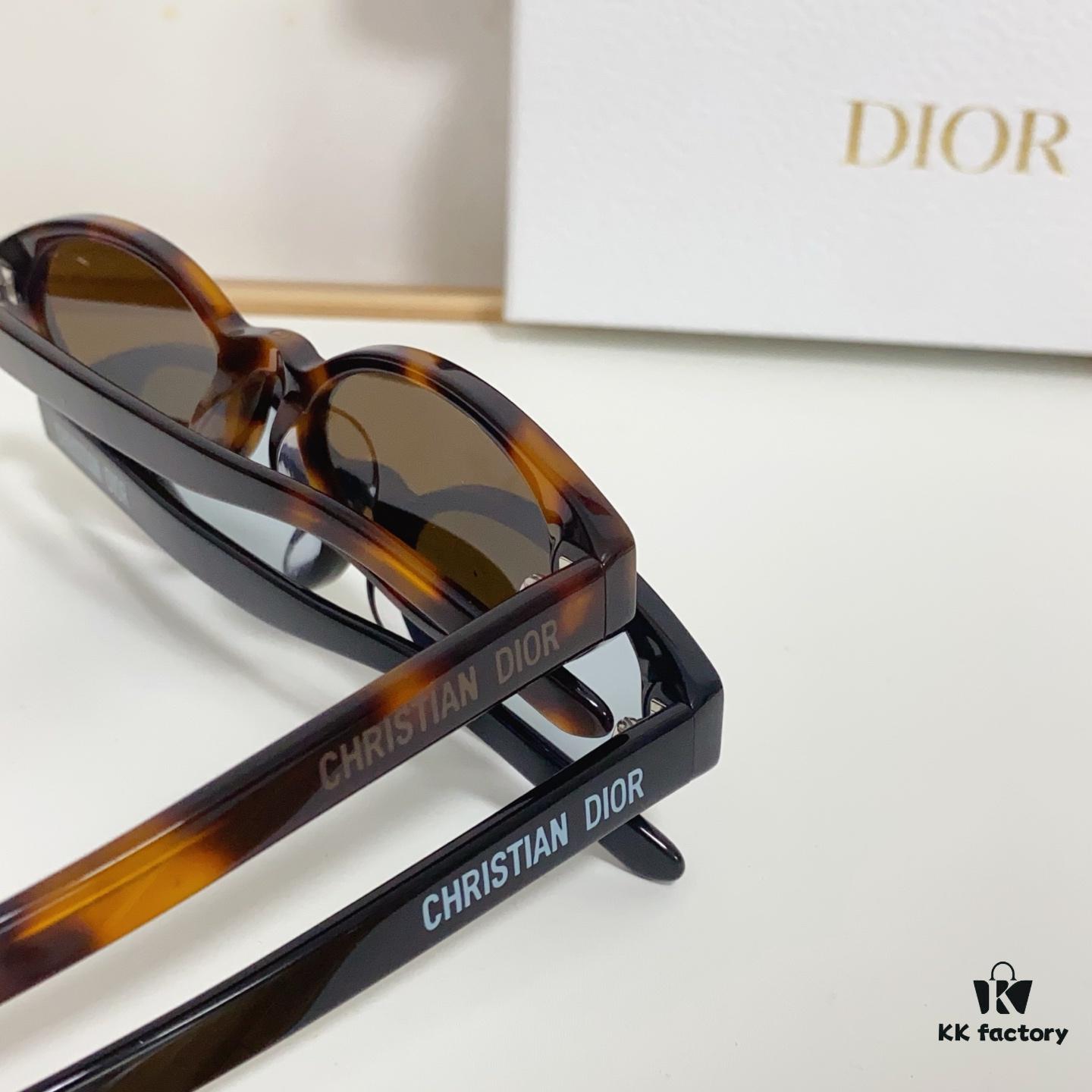 105 DIOR Dior Pacific R1F 54-18-140