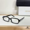 105 DIOR