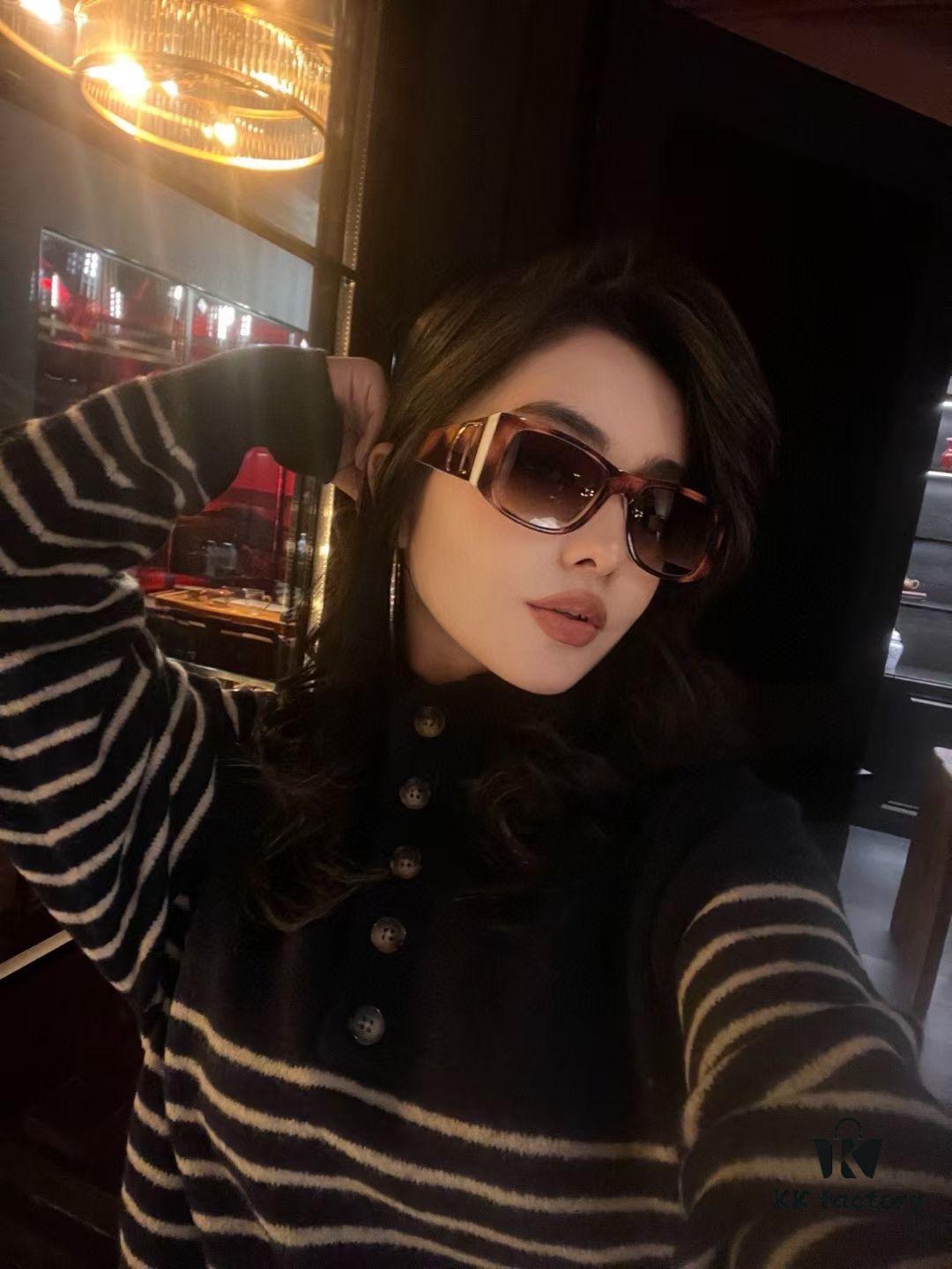6931ffd53a89a121ed54fa96 DIOR CD Diamond S10F Sunglasses, Size 54-18-140