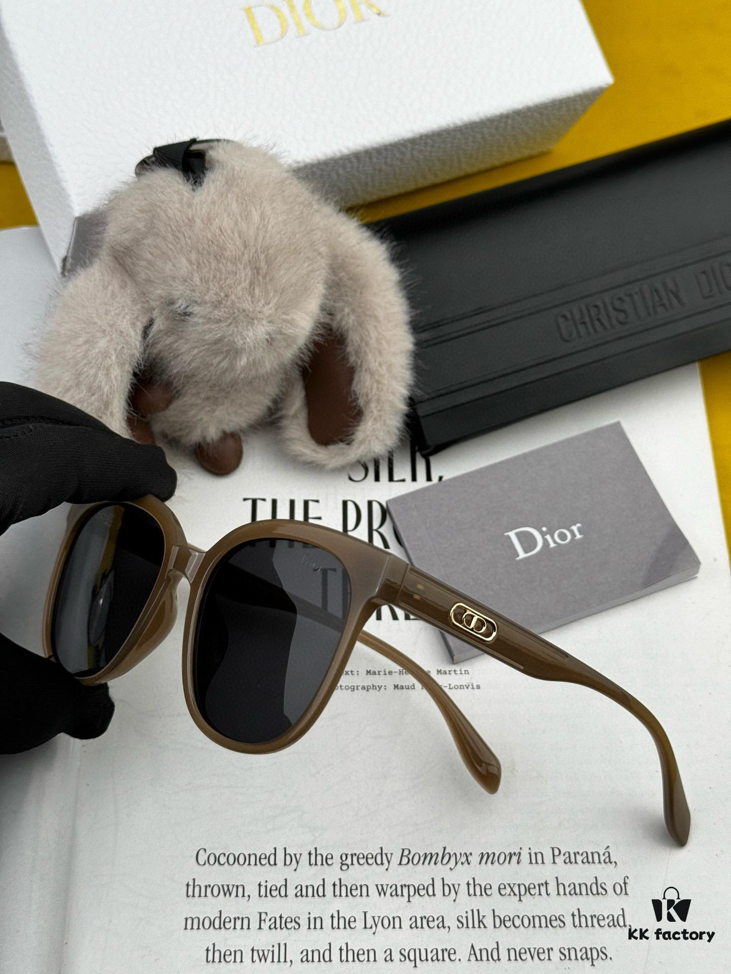 6931ffe53a89a121ed54fb63 【DIOR - Dior】2025 Spring New Arrival Trendy Best-Selling Fashion Round Frame Polarized Sunglasses High Quality Comfortable Wear Influencer Favorite Sunglasses Model: D6106 Eyewear