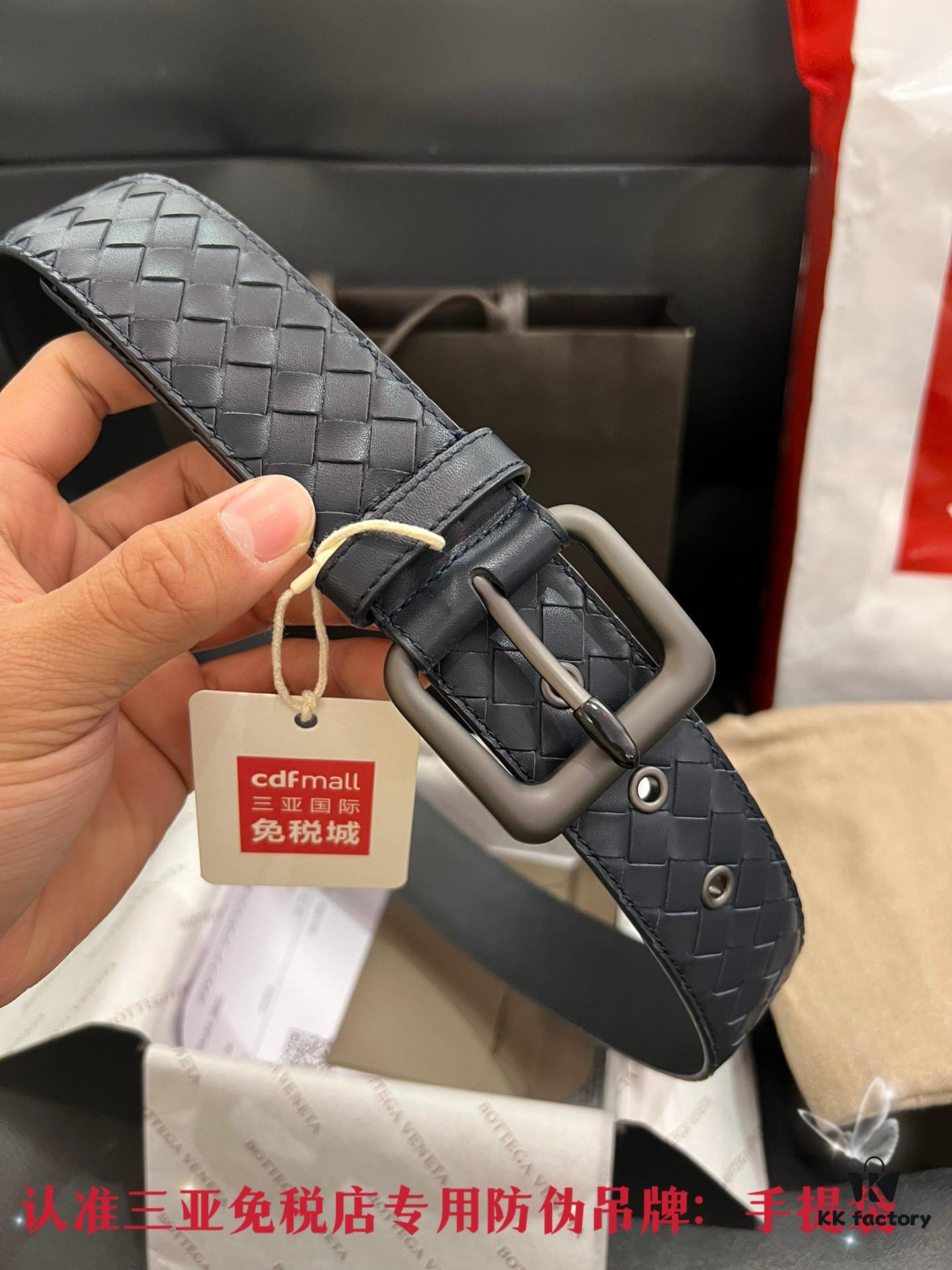 6932009e3a89a121ed55011b Authentic CDF Sanya Tax-Free (Shipped as Pictured) 【Retail Gift Box】Bottega Veneta BV Classic Series, Imported Calfskin, Retail Edition Match, ZP Blue