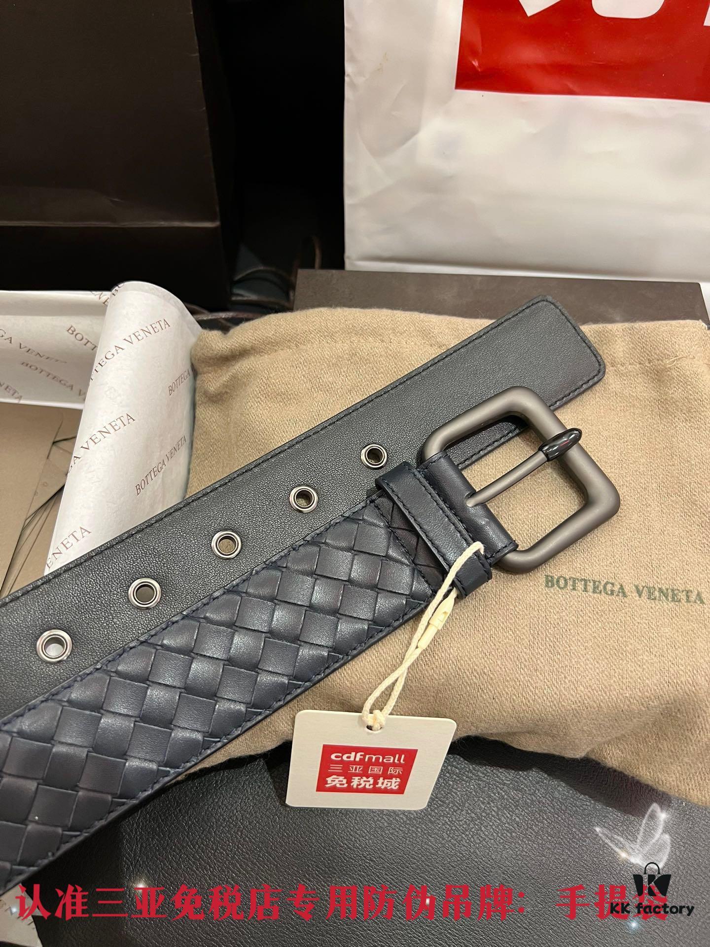 6932009f3a89a121ed55011f Authentic CDF Sanya Tax-Free (Shipped as Pictured) 【Retail Gift Box】Bottega Veneta BV Classic Series, Imported Calfskin, Retail Edition Match, ZP Blue