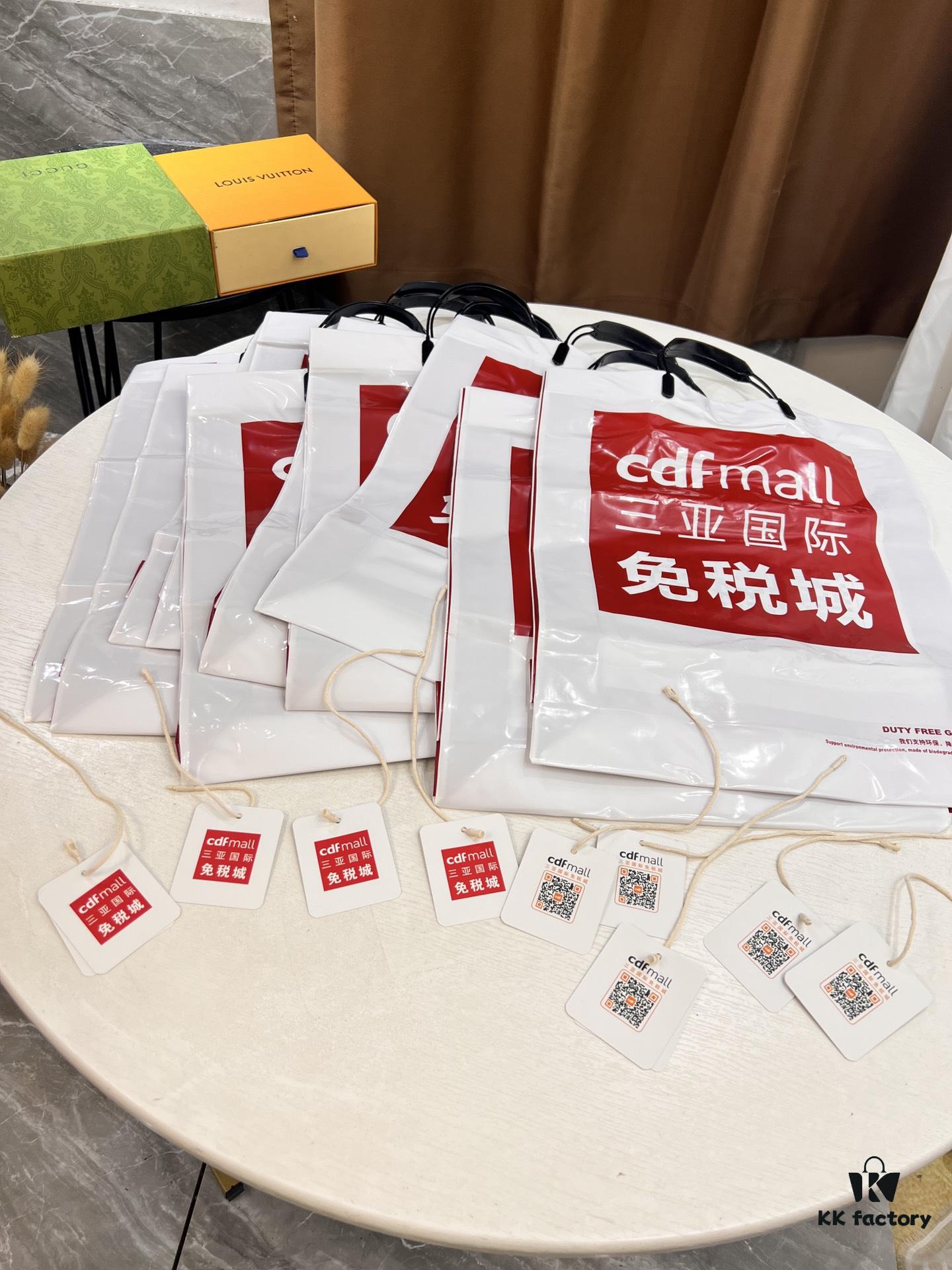 693200a13a89a121ed550128 Shipped in Real Shot 🌎 CDF Sanya Tax-Free Genuine Boxy Bag, Bv Classic Series Cabinet Gift Box, Imported Calfskin Leather, Counter Synchronized Version
