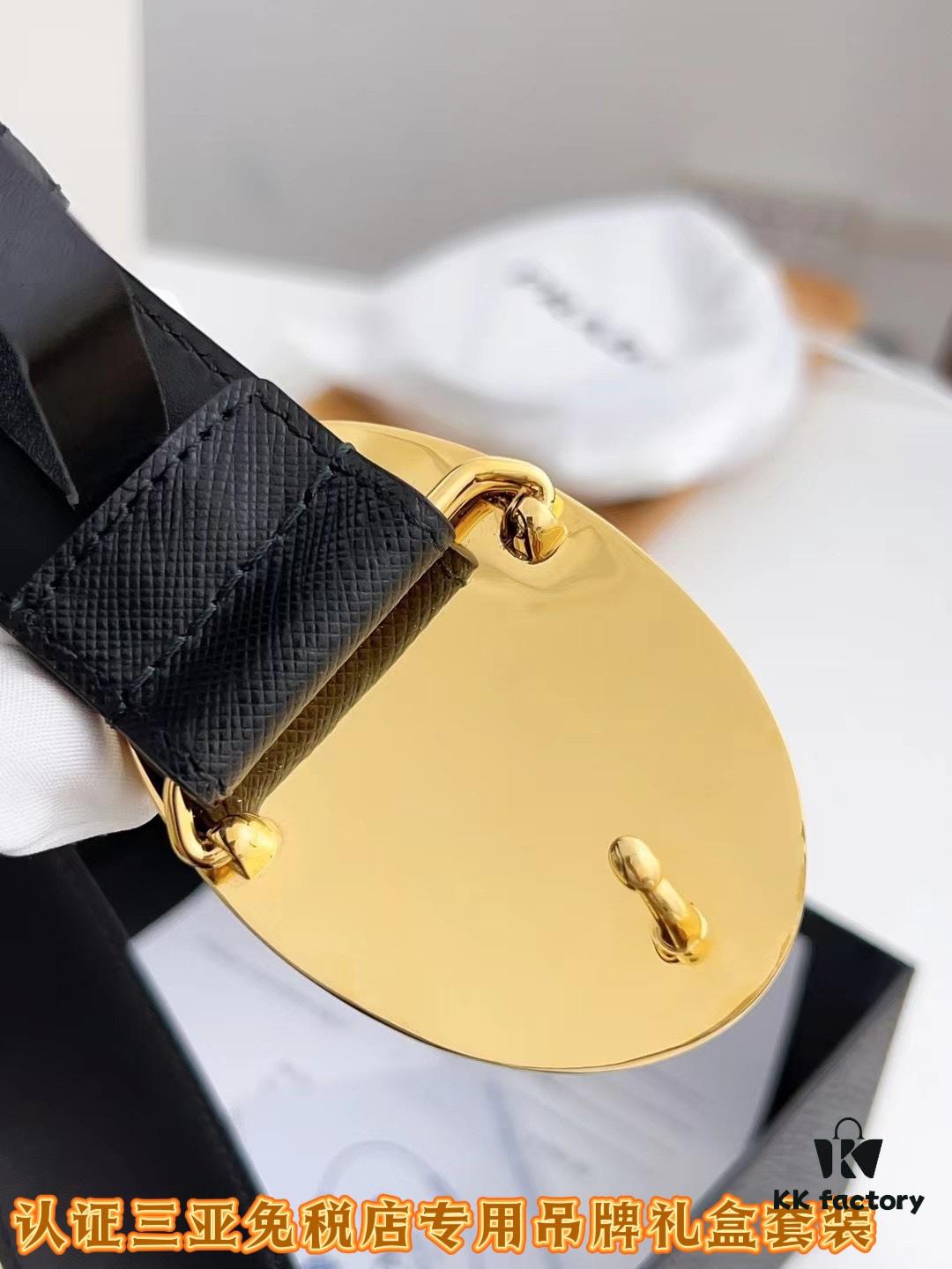 693200e03a89a121ed550260 Q170 Sanya Tax-Free Genuine Latest Packaging Gift Box: Prada Original Order Item, Width 3.5cm