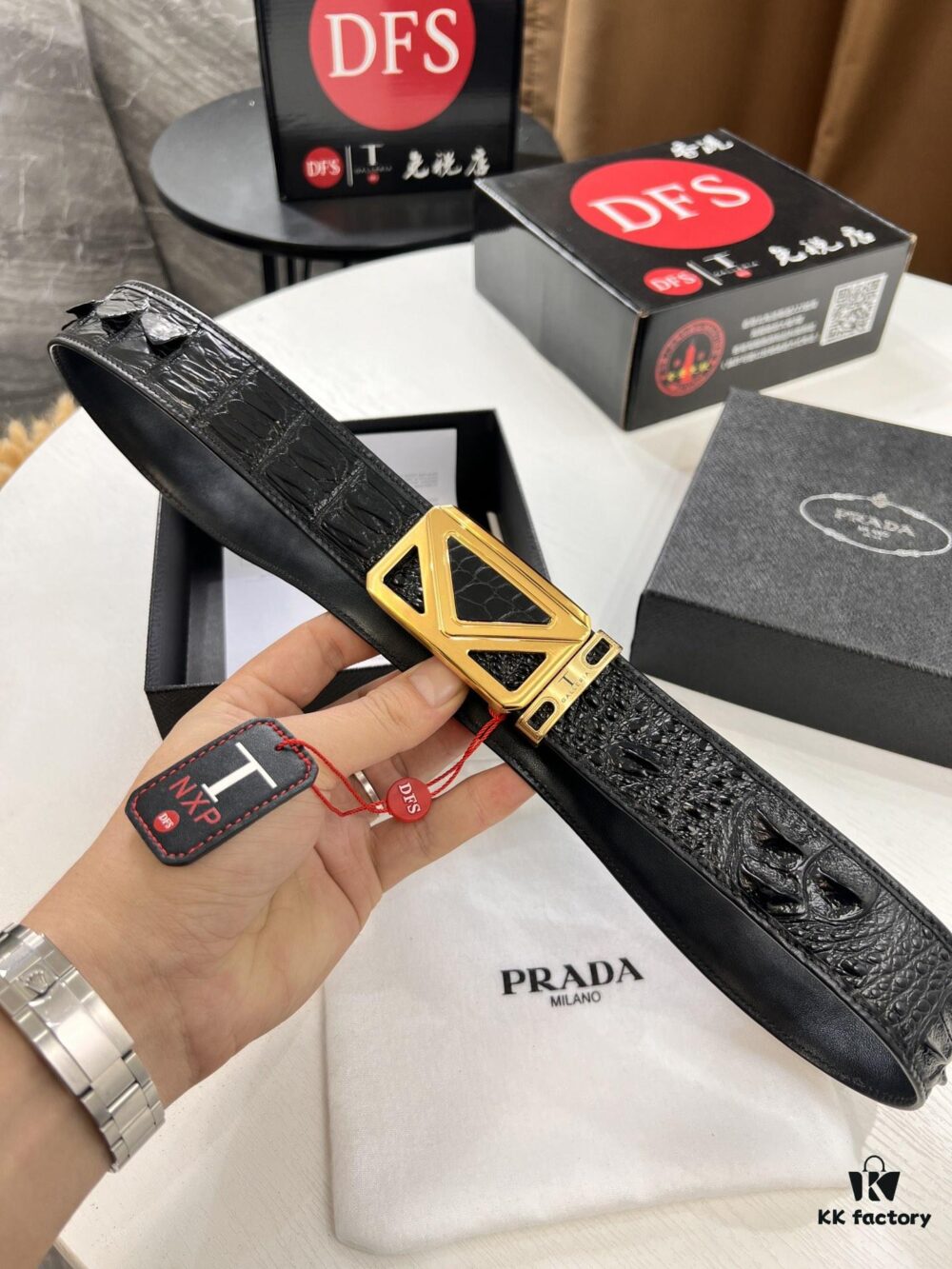 693200ee3a89a121ed550290 Prada Hong Kong Duty-Free Gift Box Genuine Leather Belt with Anti-Counterfeit Certification