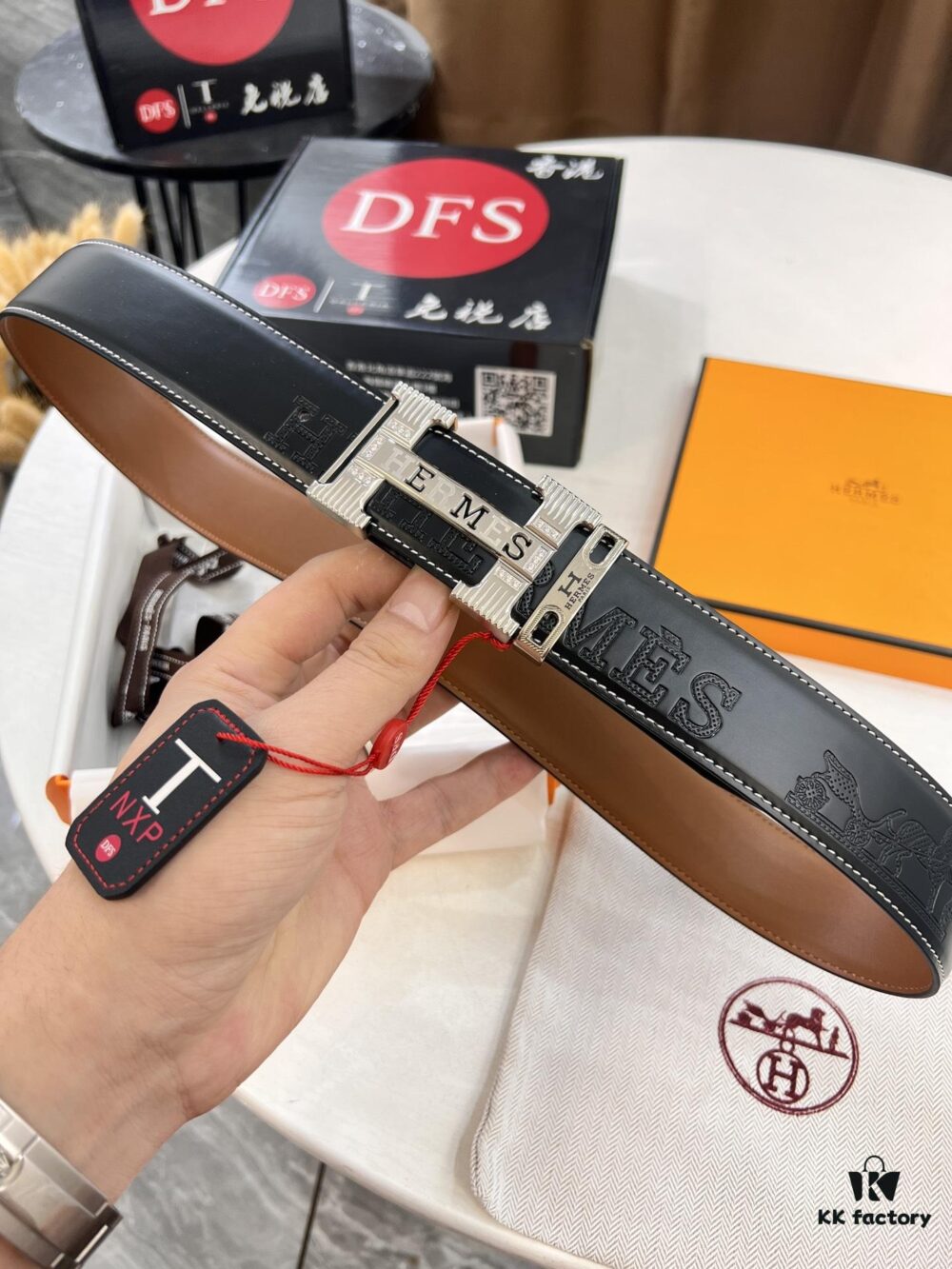 693201423a89a121ed55048a Hermès H Belt, New Arrival, Stainless Steel H Buckle with Paved Stones, ZP Synchronized Engraved Logo, Genuine Imported H Horse Carriage Top Layer Cattle Leather, Original Cowhide Backing, 3.8cm Width, Official Website Version, Top Quality