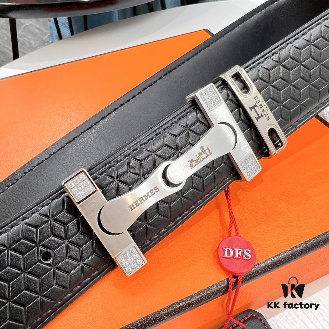 693201633a89a121ed550636 Hermès (Men's) Belt, Genuine Top-Layer Cowhide with Diamond-Paved Letters, Stainless Steel Hardware, 3.8cm Width