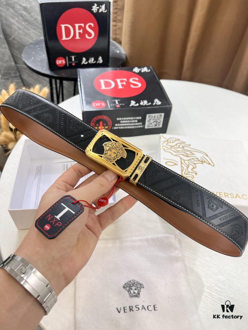 693201b83a89a121ed5507d3 Versace Belt, New Style, Top-Quality First-Layer Cowhide with Medusa Embossing, Fashionable Soft Leather, Reversible Design, Stainless Steel Hardware, 3.8cm Width