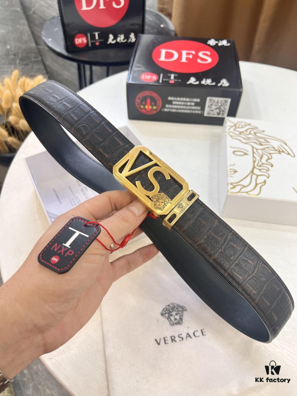 Versace-style Genuine Crocodile Grain Top-layer Calfskin Belt, Hollow Stainless Steel Hardware, Original Factory Direct Supply
