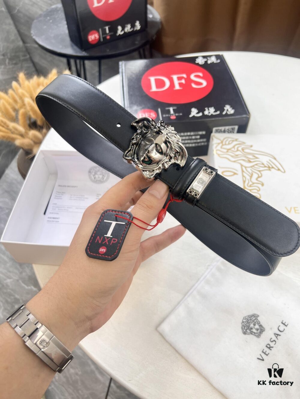 Versace Medusa Belt - Original Order, Italian Imported Calfskin with Crocodile Texture, 3.8cm Width, Authentic Hardware, Hong Kong Duty-Free Gift Box