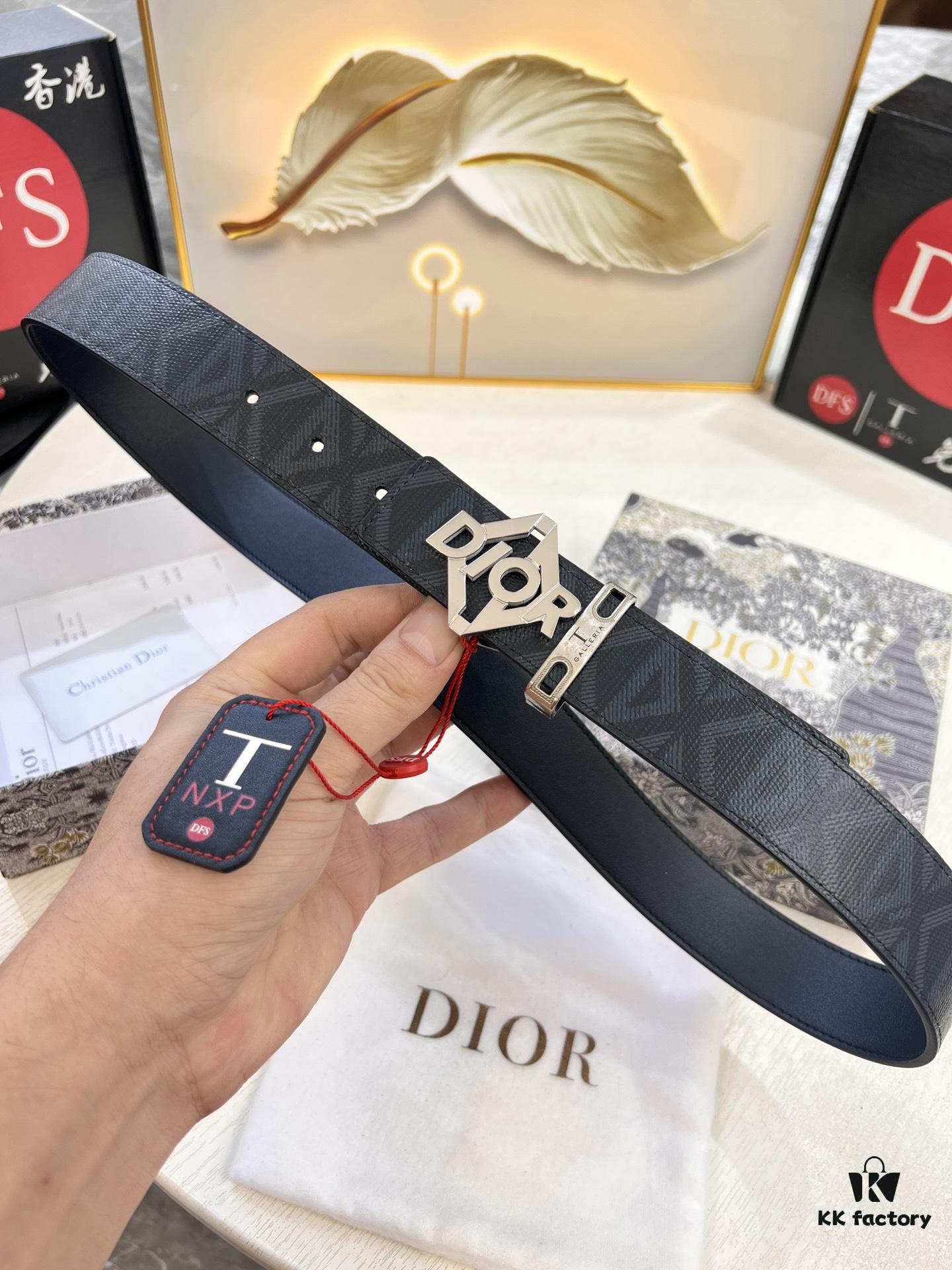 693202403a89a121ed5509de Dior D Hong Kong Duty-Free Gift Set 🎁 (NXP Tag with Anti-Counterfeit Chip, Official Website Verifiable)