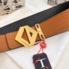 Dior D Four-Prong Belt with Hardware, Hong Kong Duty-Free Gift Box (NXP Tag with Official Website Verification, Authentic Anti-Counterfeit Chip)
