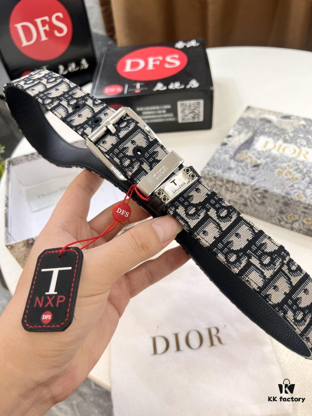 Dior Unisex Belt - Latest Couple's Style, Imported Embroidered Custom Fabric, Full-Grain Calfskin with Lychee Texture, Polished ZP Synchronized Pin Buckle, 3.5cm Width
