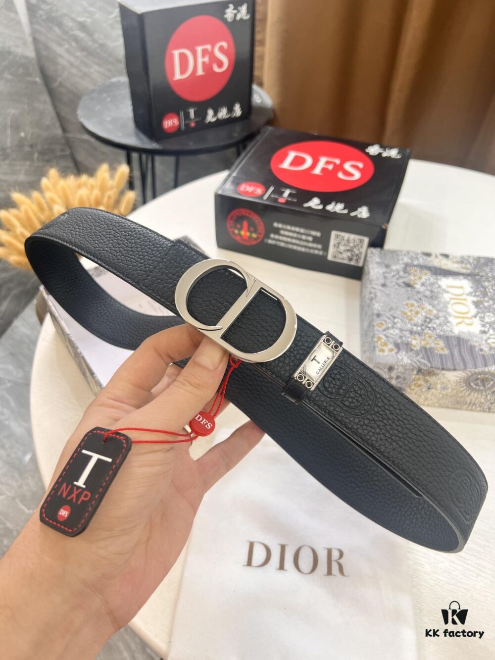 693202583a89a121ed550b11 Dior D Belt, Hong Kong Duty-Free Gift Set (NXP Tag with Anti-Counterfeit Chip, Official Website Verifiable)