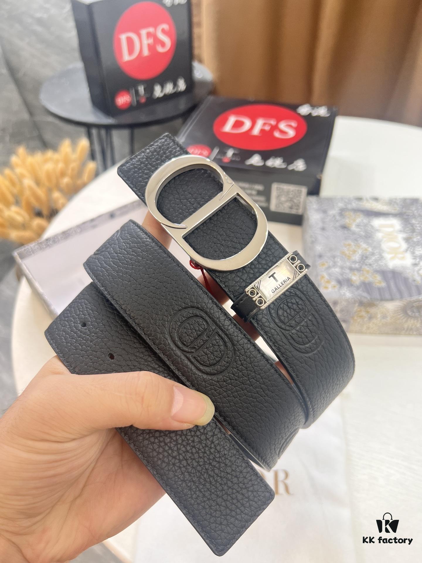 693202593a89a121ed550b13 Dior D, Hong Kong Duty-Free T Gift Box 🎁 (NXP Tag with Authenticity Chip Recognizable on Official Website)