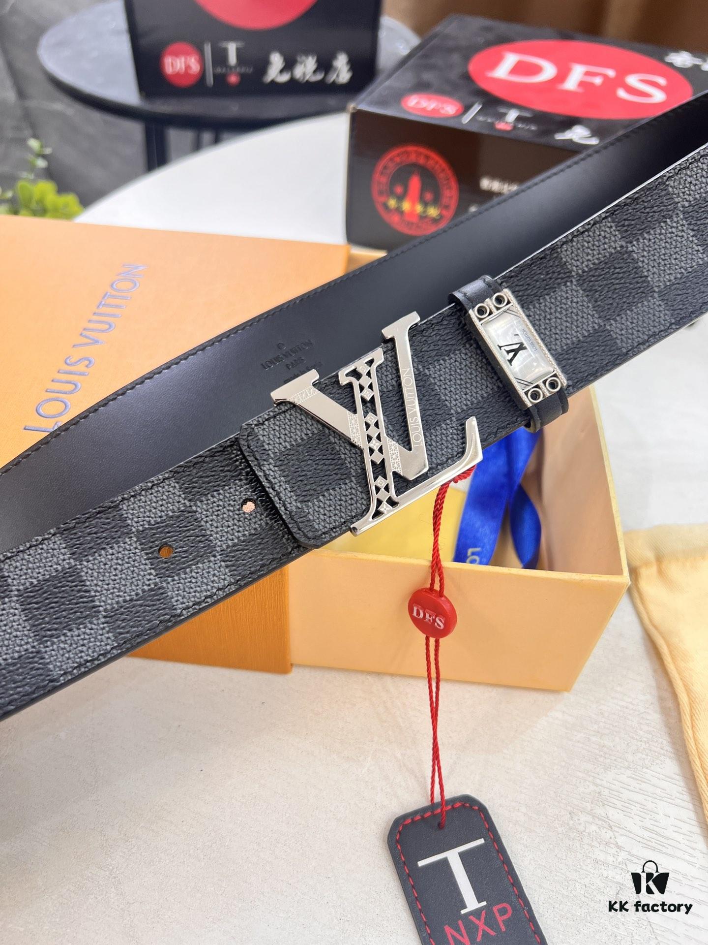693202c23a89a121ed550bbc LV Men's Belt, Latest Design, ZP Molded, Synchronized with Original Pattern Fabric, Full-Grain Cowhide Leather, Heavy-Duty Stainless Steel Hardware, 4.0cm Width