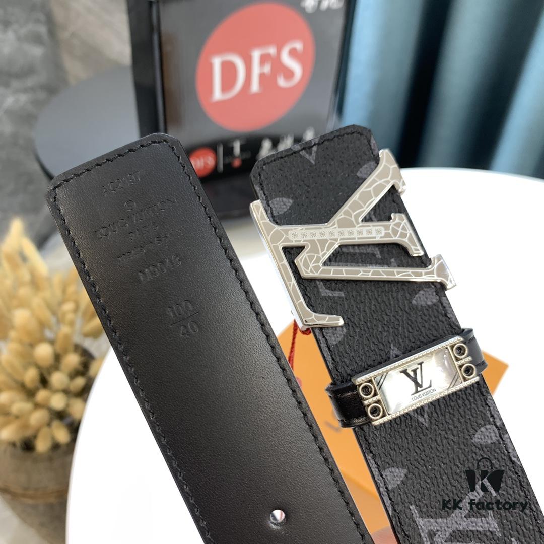 693202d13a89a121ed550c84 LV Men's Belt, New Monogram Design, Imported Fabric, Full-Grain Cowhide, Reversible, 3.8cm Width, Water Ripple Letter Hardware