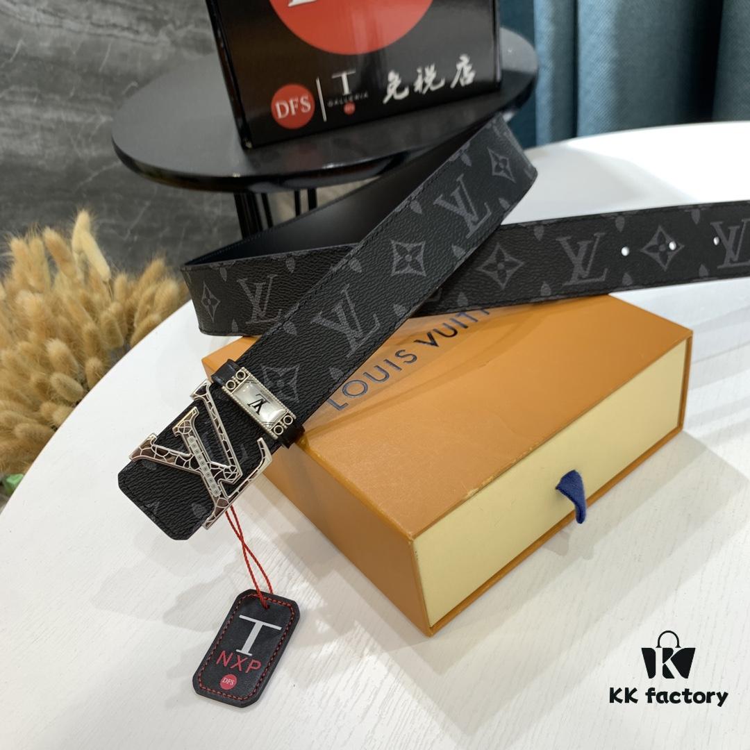 693202d13a89a121ed550c85 LV Men's Belt, New Monogram Design, Imported Fabric, Full-Grain Cowhide, Reversible, 3.8cm Width, Water Ripple Letter Hardware