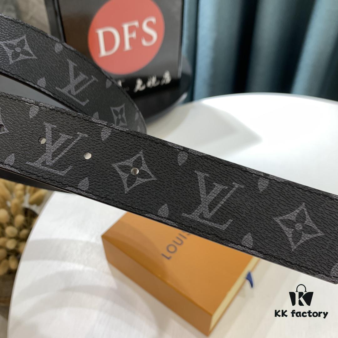 693202d13a89a121ed550c86 LV Men's Belt, New Monogram Design, Imported Fabric, Full-Grain Cowhide, Reversible, 3.8cm Width, Water Ripple Letter Hardware