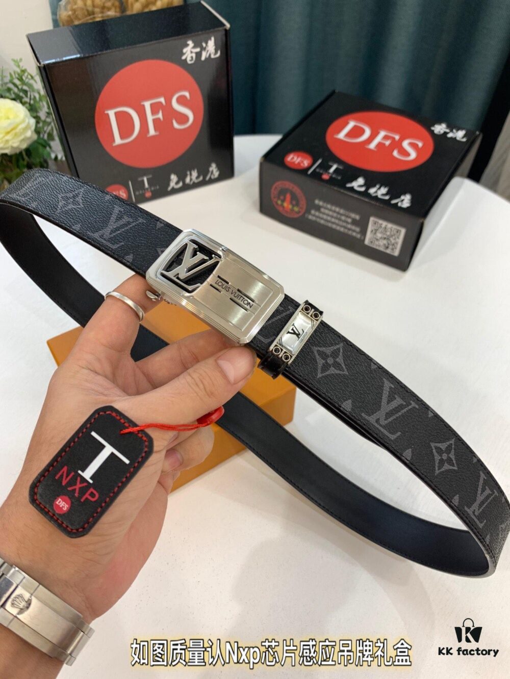 693202d33a89a121ed550c9a Louis Vuitton Automatic Buckle Belt, Premium Cowhide with PVC Monogram Pattern, 3.5cm Width, Top-Quality Craftsmanship