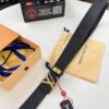 693202db3a89a121ed550d07 Top-Tier Louis Vuitton LV Pattern Belt, Genuine Full-Grain Calfskin with NXP Smart Chip, 3.8cm Width, Hong Kong Duty-Free Gift Box