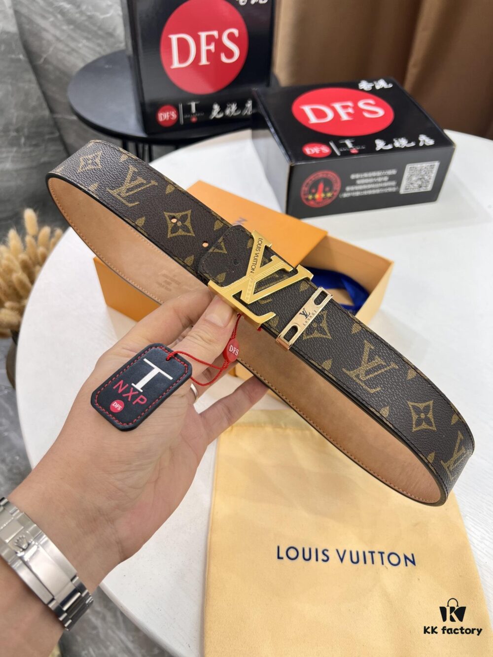 693202de3a89a121ed550d2b LV Men's Belt, New Arrival, Premium Cowhide Leather, Matte Finish, Corrosion-Resistant Letter Hardware, 3.8cm Width