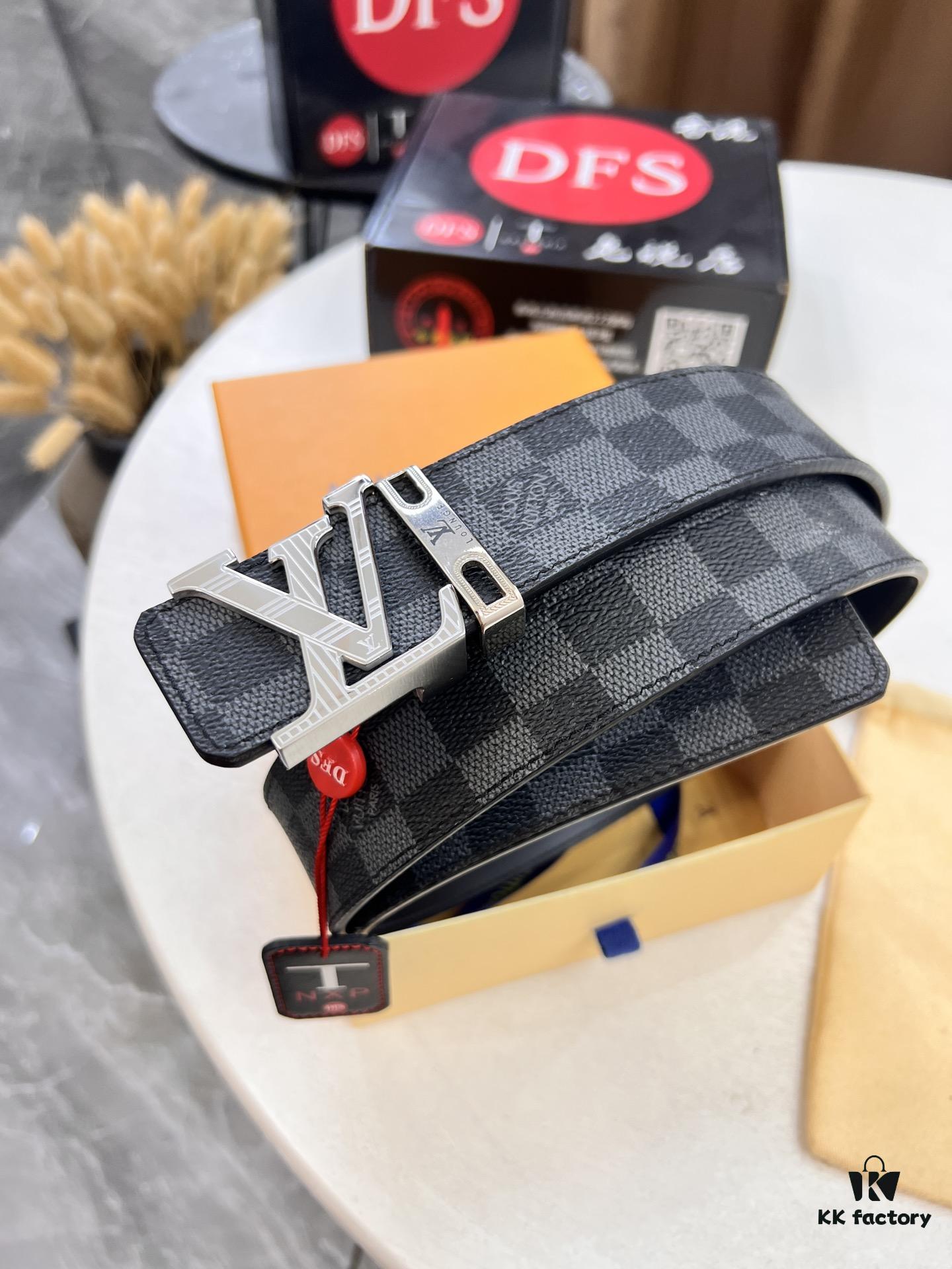 693202df3a89a121ed550d37 Louis Vuitton LV Men's Belt, Latest Design, ZP Molded, Matching Monogram Fabric, Full-Grain Cowhide Leather, Heavy-Duty Stainless Steel Buckle, 4.0cm Width